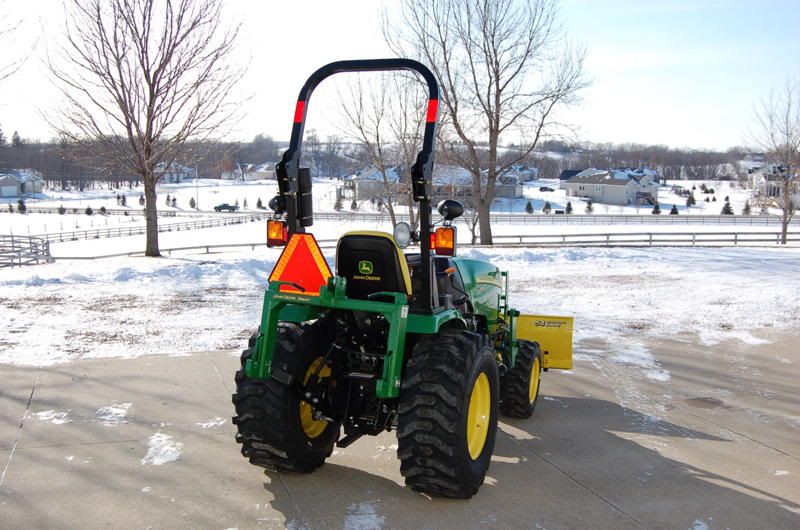 TheNewJohnDeere007.jpg