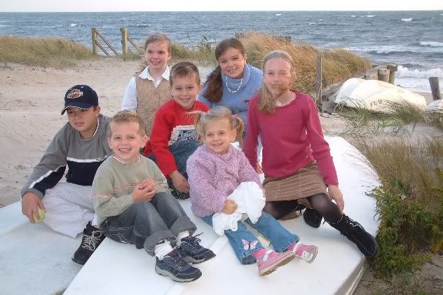 IMAGE: http://i32.photobucket.com/albums/d10/kpiela/2004boat.jpg