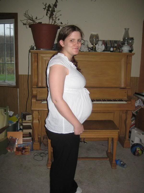 31 weeks pregnant. borderquot;0quot; altquot;31 Weeks