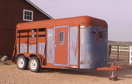 Painting a horse trailer | EquiFriends