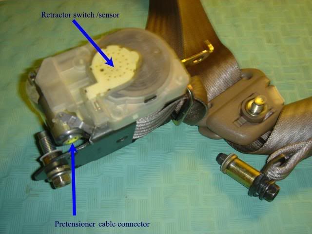 toyota corolla flashing seatbelt light #3