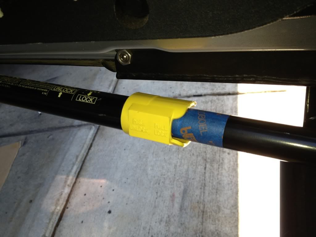 Rear door strut locking all the time Page 2 Toyota FJ Cruiser Forum