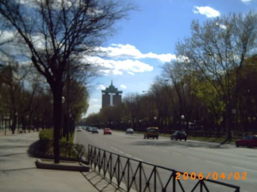 แดดสวย ฟ้าใสในMadrid Spain