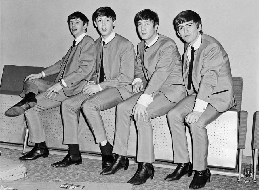 [Image: Beatles-in-Chelsea-Boots-900x660_zpsf4zgnabs.jpg]