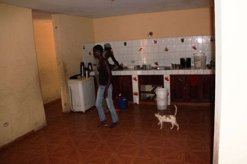 Kitchenindoor.jpg