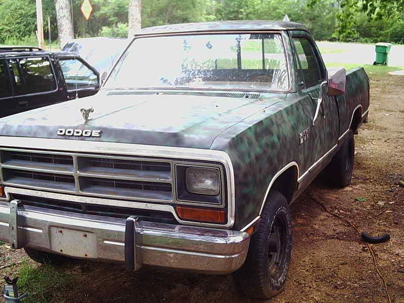 Dodge W150 4X4