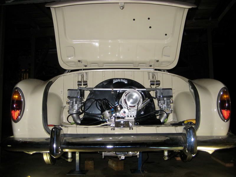 http://i32.photobucket.com/albums/d35/axlepressbutton/Enginein.jpg