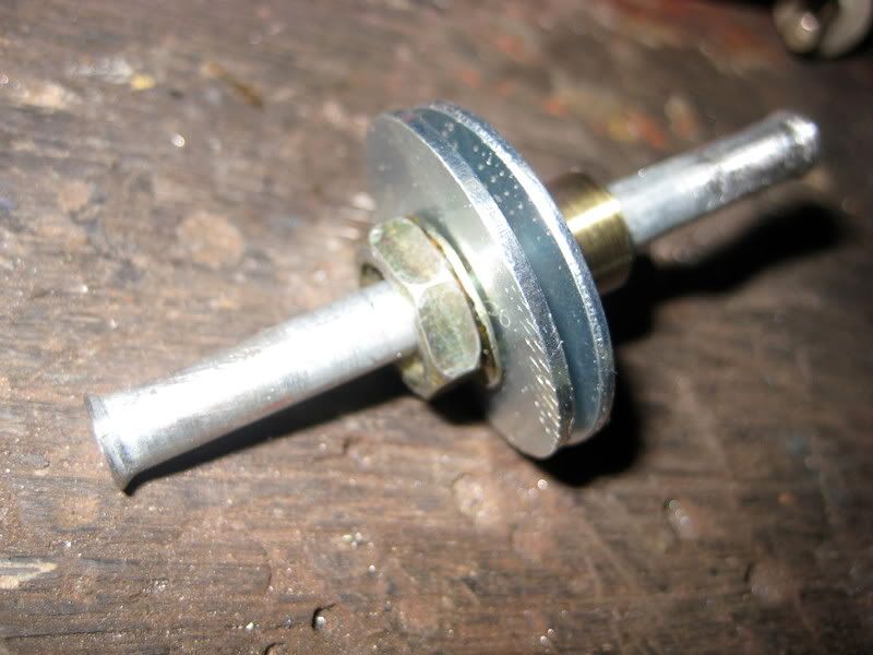 http://i32.photobucket.com/albums/d35/axlepressbutton/Partsassembles.jpg