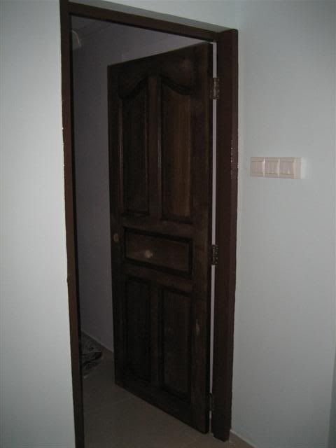 StainDoor02Small.jpg