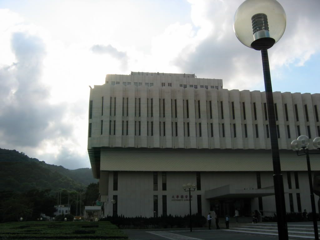 ｄｙ：風雲變色的大學圖書館