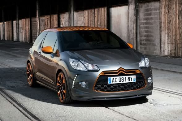 2010-Citroen-DS3-Racing-Limited-Edition-Front-Angle-View-588x391.jpg