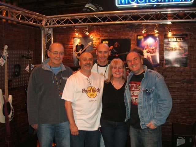 MusicLive2008027.jpg
