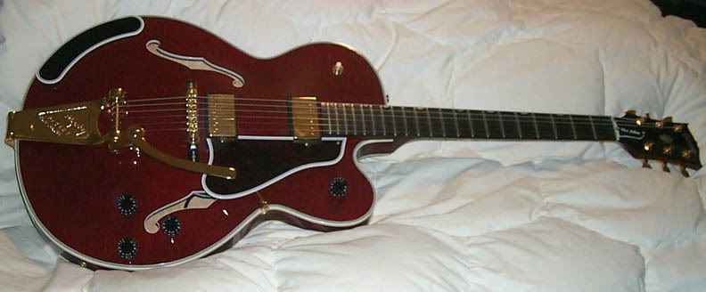 GibsonChetAtkinsCountryGentleman-1.jpg