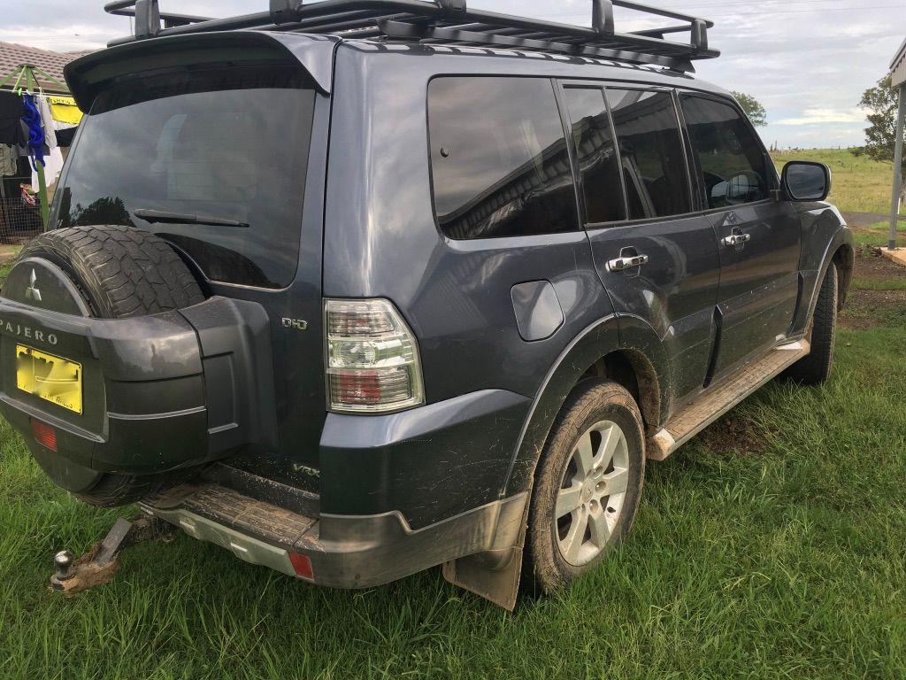 pajero roof