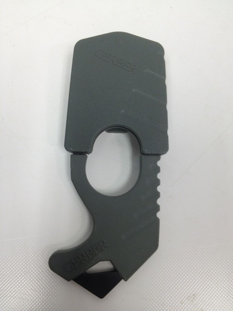MILITARY ISSUE GERBER STRAP CUTTER RESCUE HOOK SAFETY HOOK FOLIAGE