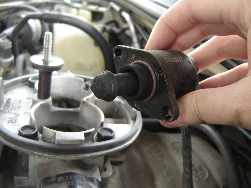 Cleaning jeep fuel injector throttle body