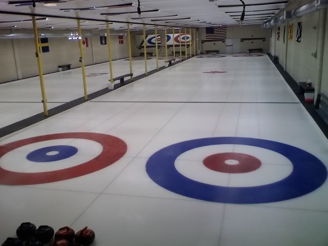 http://i32.photobucket.com/albums/d7/libtch151/curling.jpg