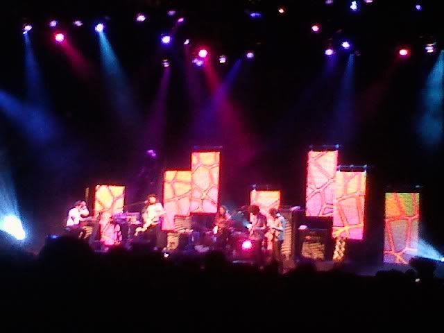 http://i32.photobucket.com/albums/d7/libtch151/mgmt.jpg