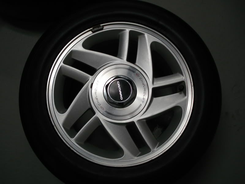 http://i32.photobucket.com/albums/d7/libtch151/wheels002.jpg