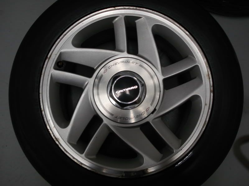 http://i32.photobucket.com/albums/d7/libtch151/wheels004.jpg