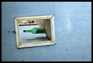 https://i32.photobucket.com/albums/d31/stusa_kutusa/mirror_image_by_shayes.jpg