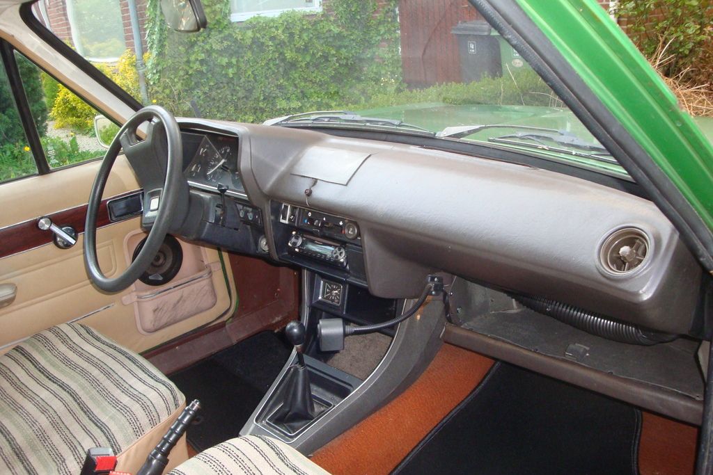 DSC07223_zpsowcbhxjc.jpg